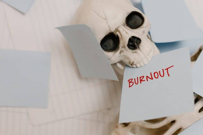 Burnout dei dipendenti: 7 consigli per evitarlo